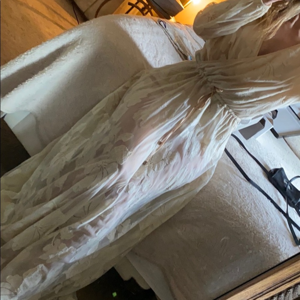 Sen- Floor length lace dress